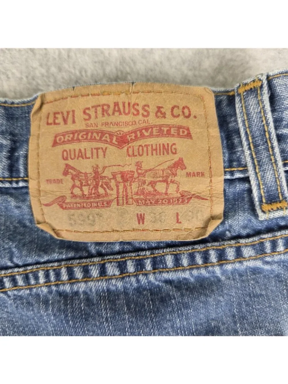 Levis 599 Giant Fit Jeans Mens 36x30 Blue Wide Leg High Rise Zip Fly Denim